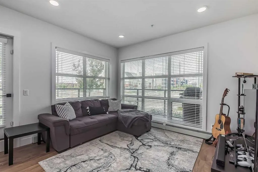 19621 40 Street SE, #112