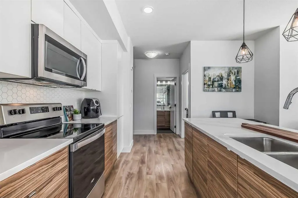 19621 40 Street SE, #112