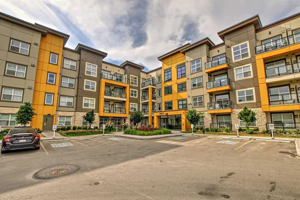 19621 40 Street SE, #112