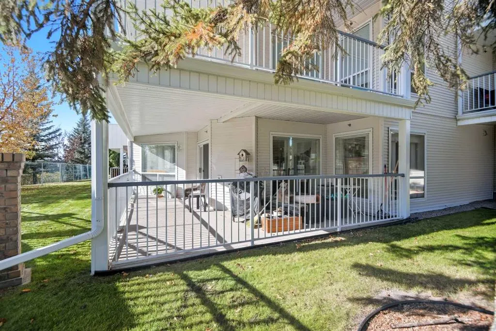 6118 53 Avenue, #111
