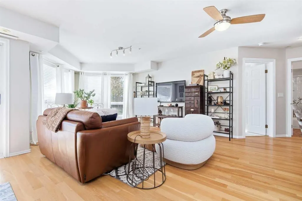 6118 53 Avenue, #111