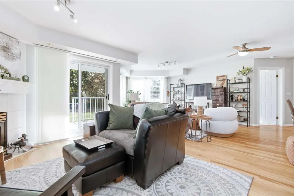 6118 53 Avenue, #111