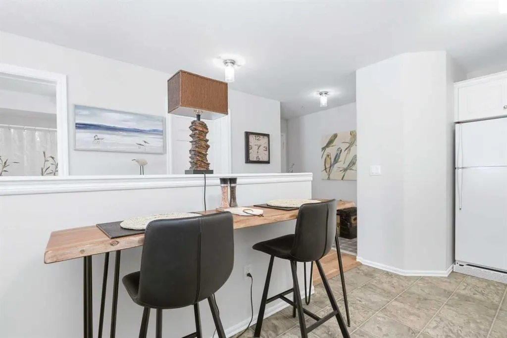 6118 53 Avenue, #111
