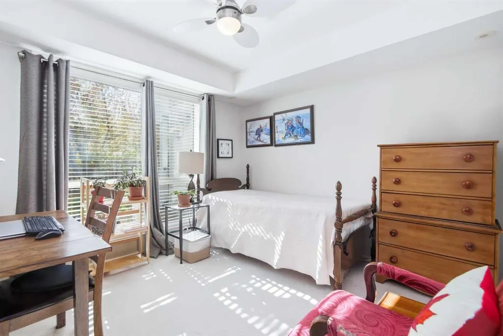 6118 53 Avenue, #111