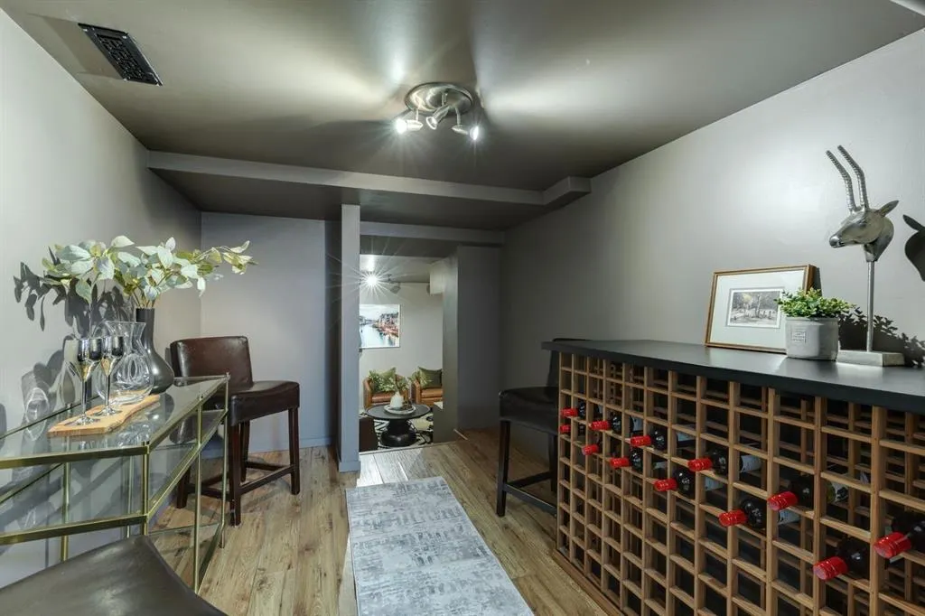 2009 32 Street SW
