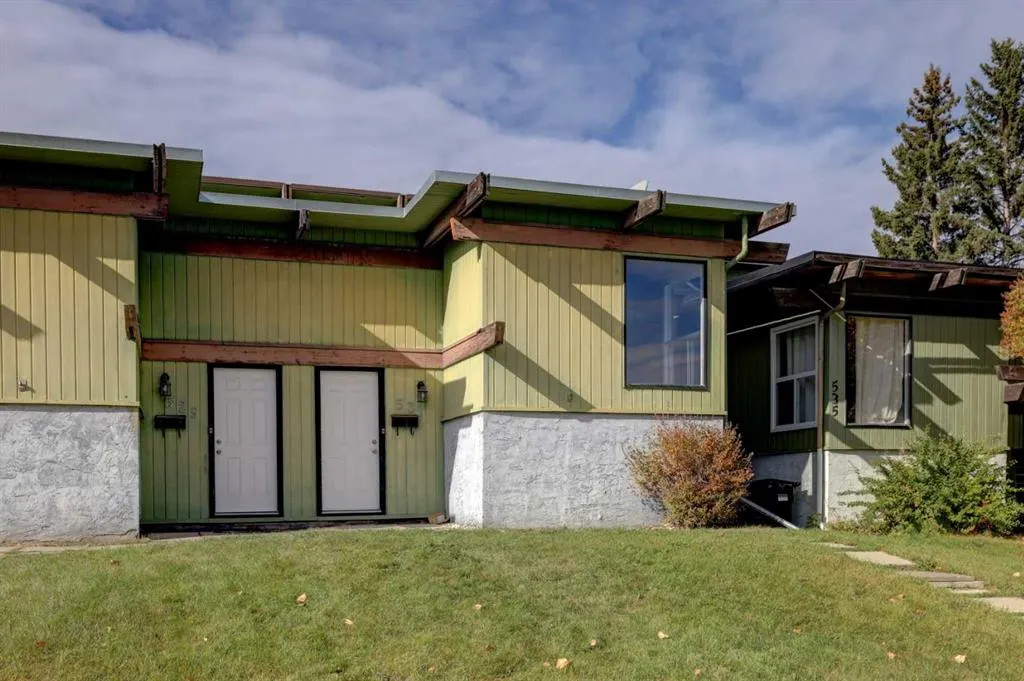 531 Sabrina Road SW