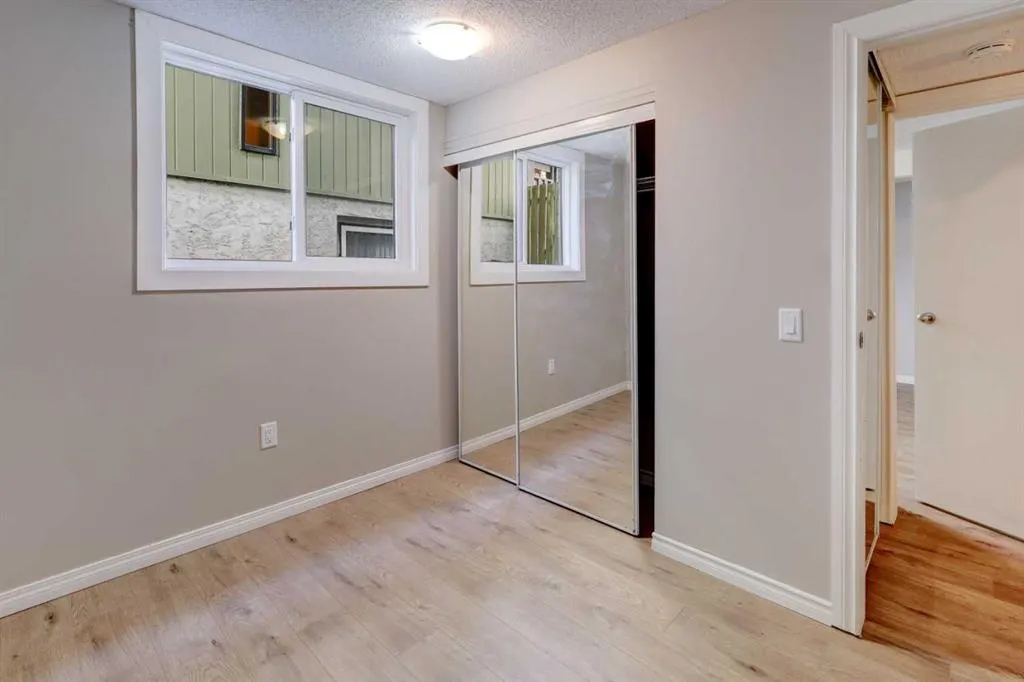 531 Sabrina Road SW