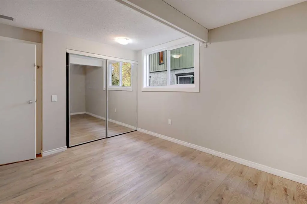 531 Sabrina Road SW
