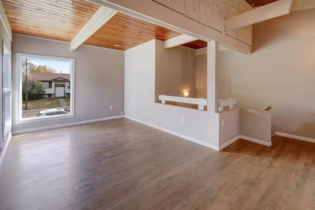 531 Sabrina Road SW