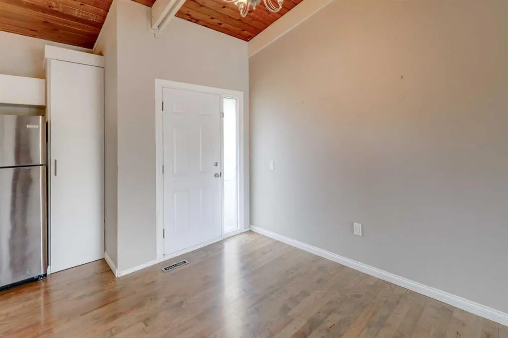 531 Sabrina Road SW