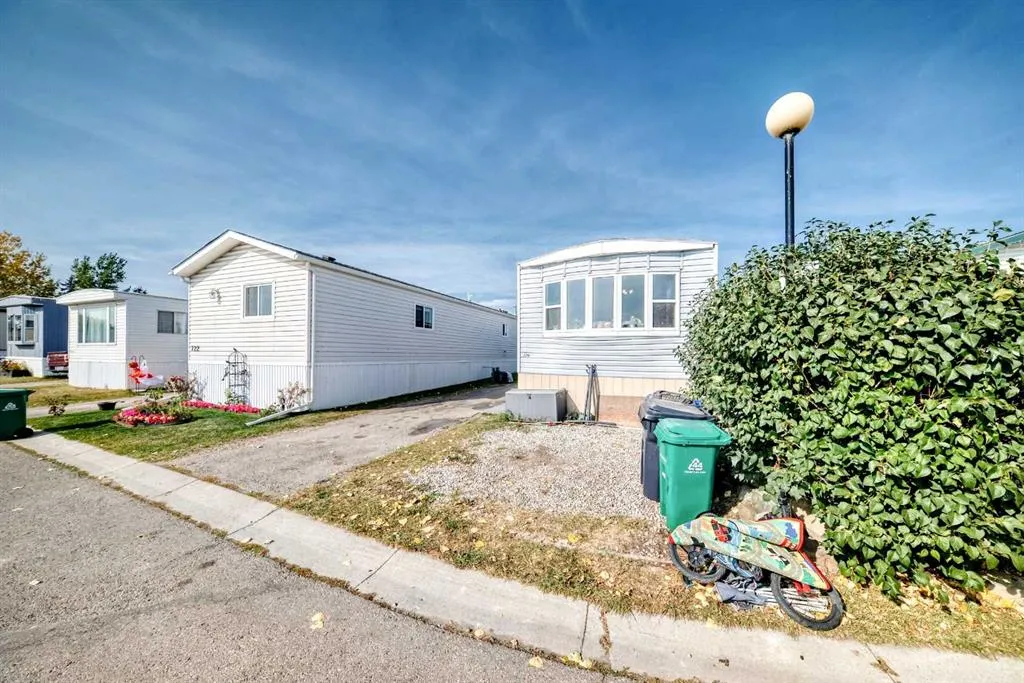 1101 84 Street NE, #724