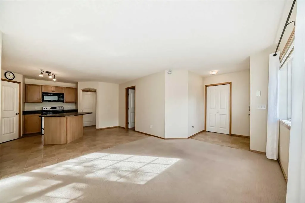 20 Panatella Landing NW, #106