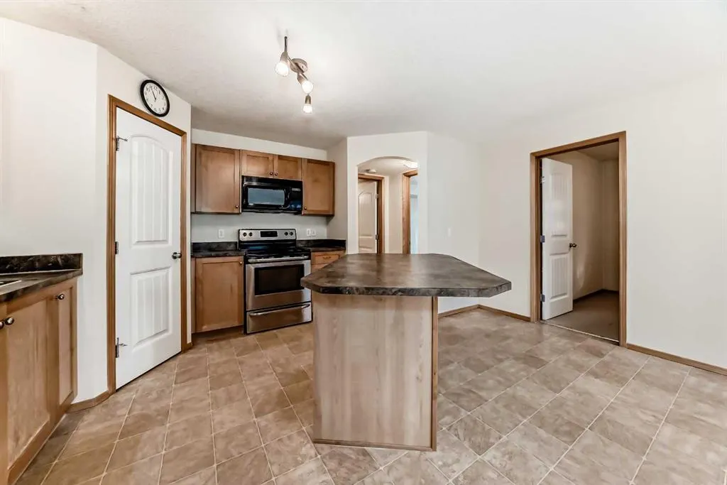 20 Panatella Landing NW, #106
