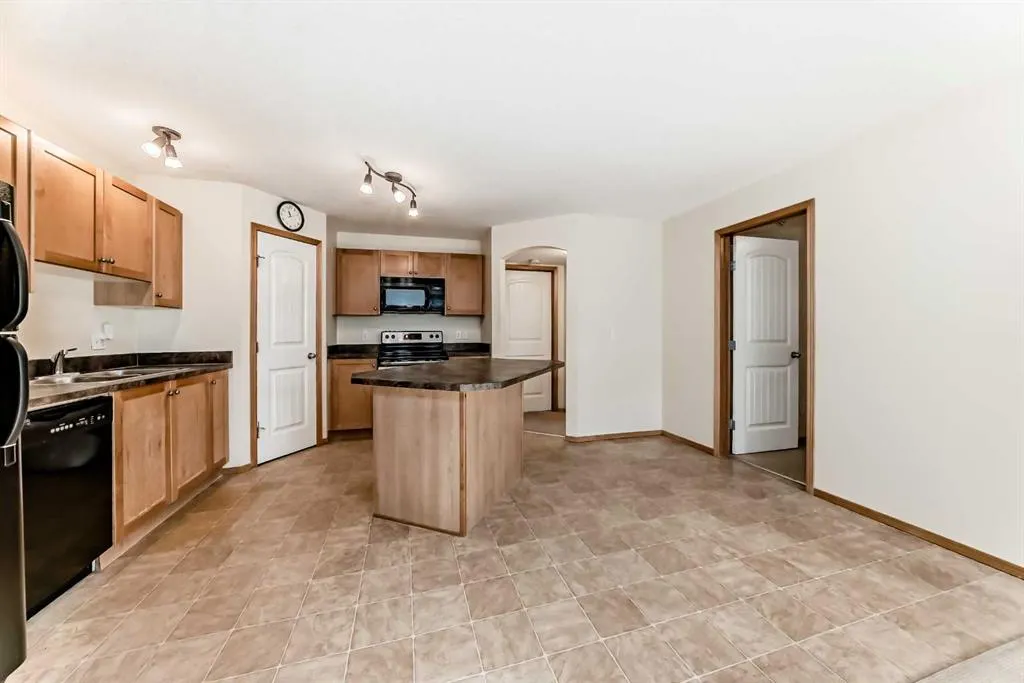 20 Panatella Landing NW, #106