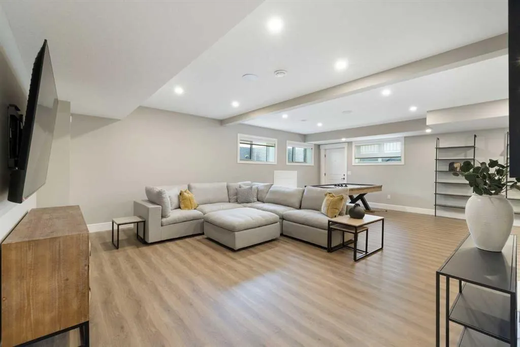 232 West Chestermere Drive