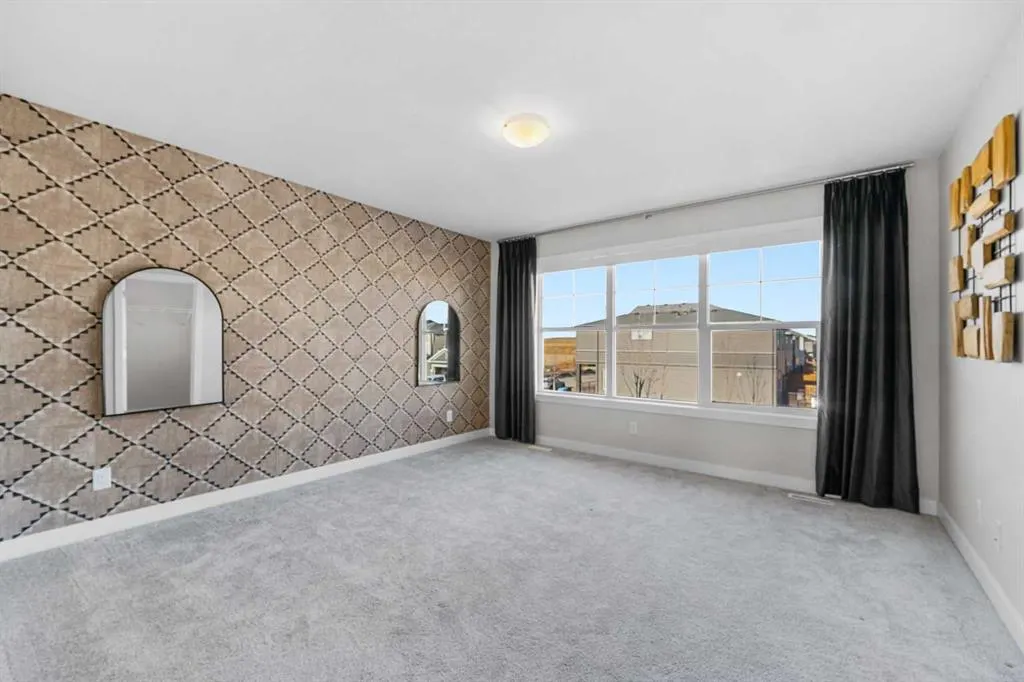 129 Hotchkiss Way SE