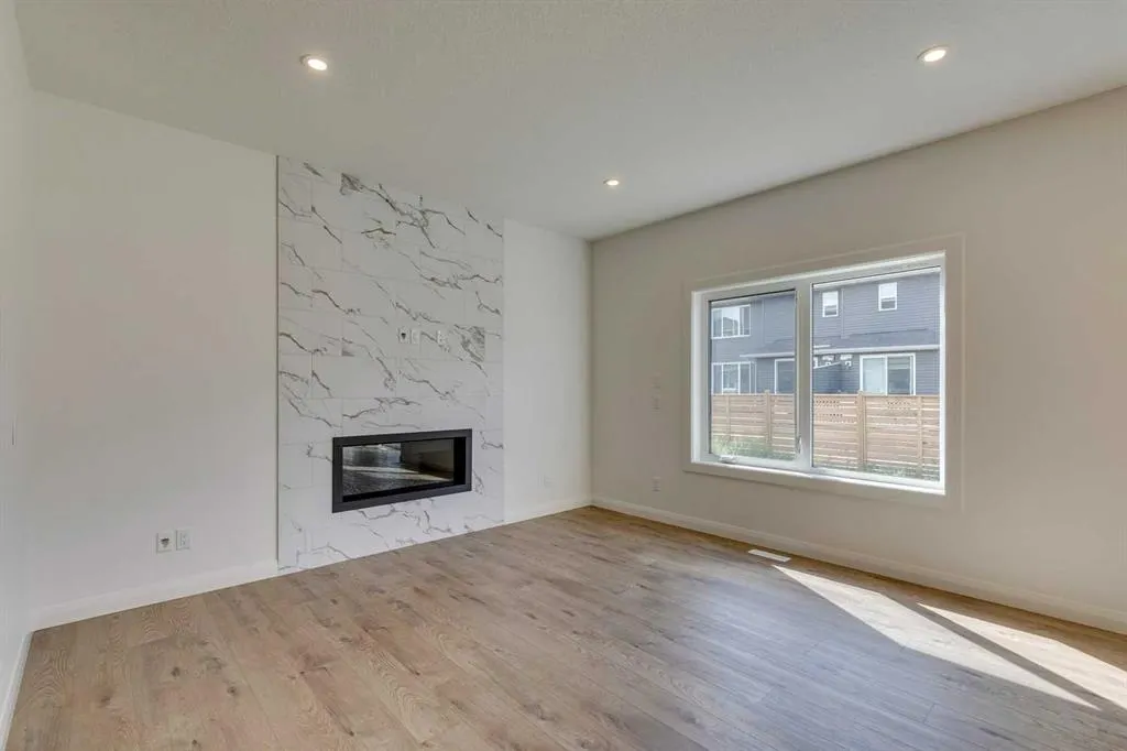 95 Dawson Wharf Mount