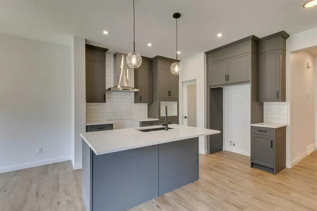 95 Dawson Wharf Mount