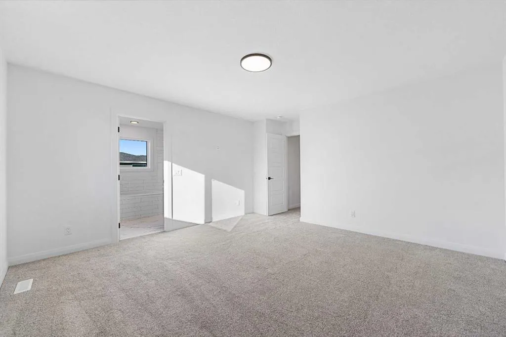 95 Dawson Wharf Mount