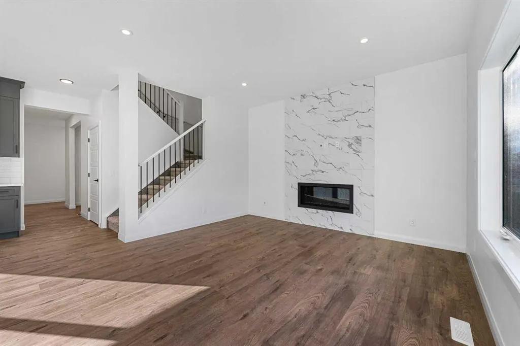 95 Dawson Wharf Mount