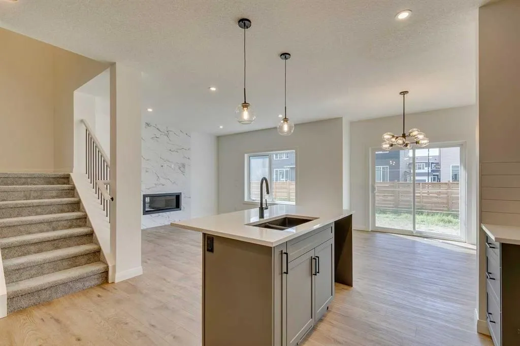 95 Dawson Wharf Mount