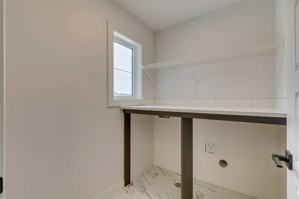 95 Dawson Wharf Mount
