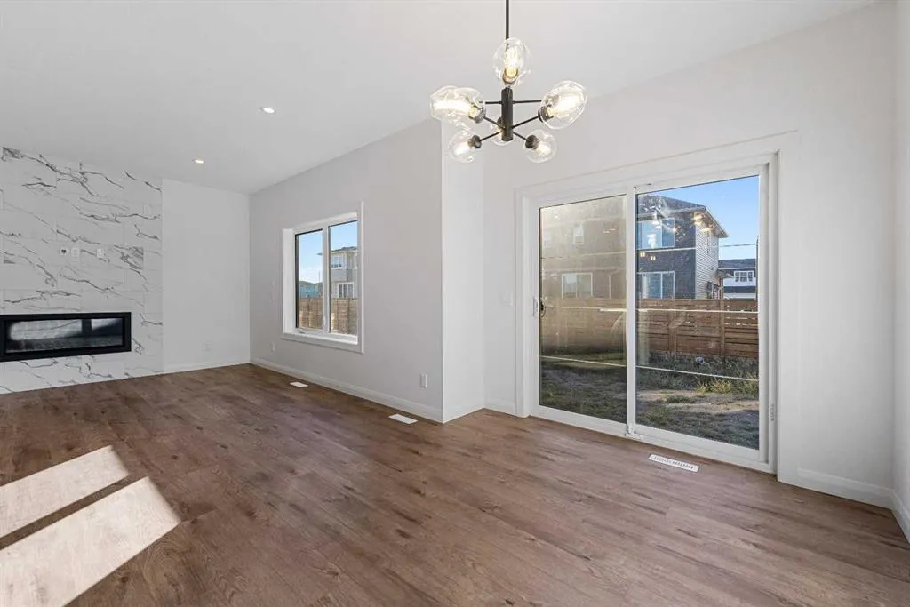 95 Dawson Wharf Mount