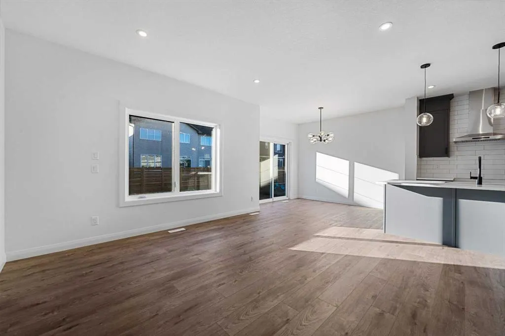 95 Dawson Wharf Mount
