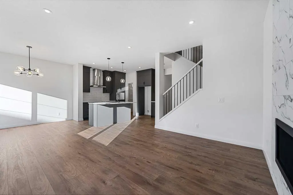 95 Dawson Wharf Mount
