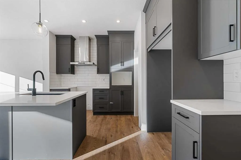 95 Dawson Wharf Mount