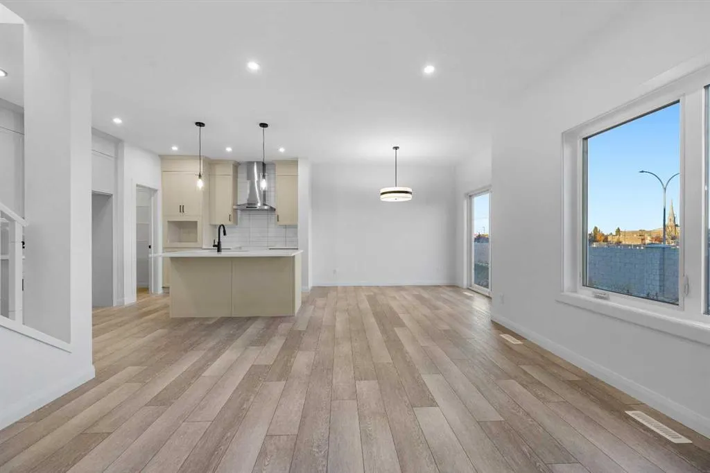 260 Dawson Wharf Crescent