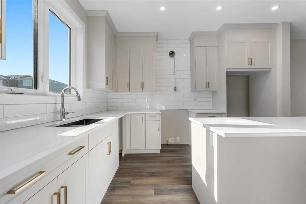 45 Ambleton Boulevard NW