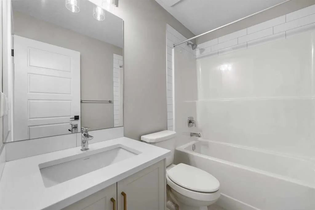 45 Ambleton Boulevard NW