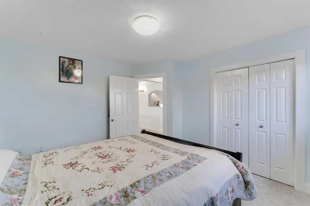 280158 TOWNSHIP ROAD 240