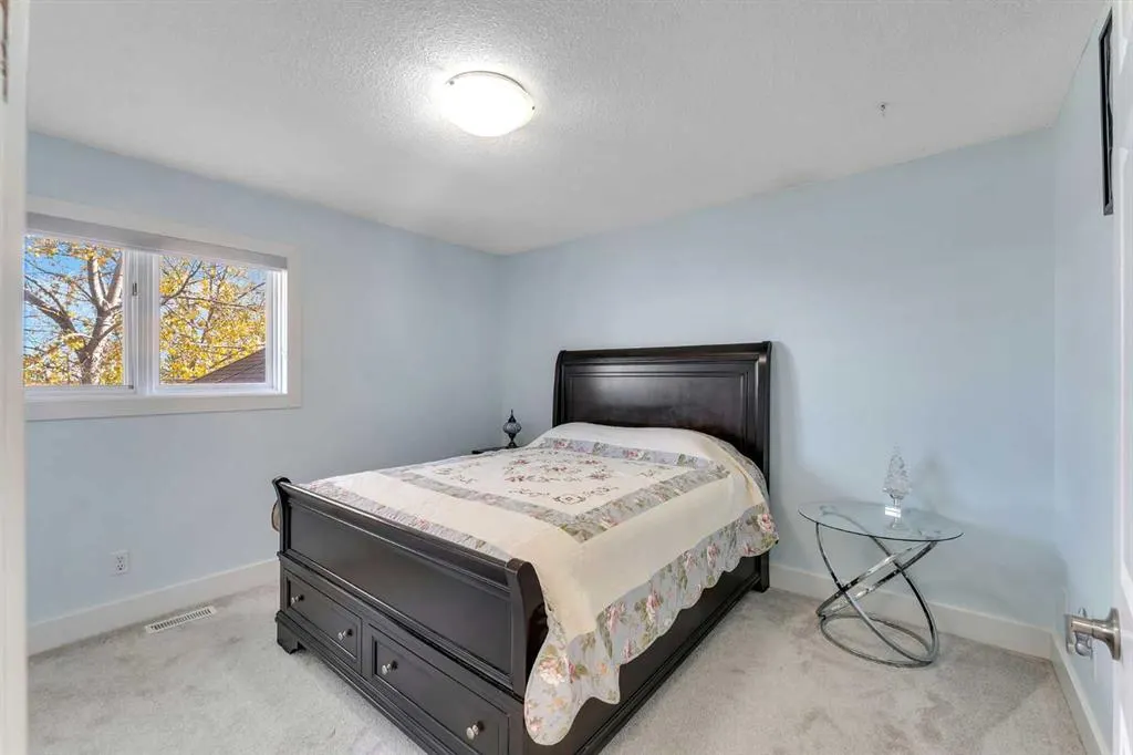 280158 TOWNSHIP ROAD 240