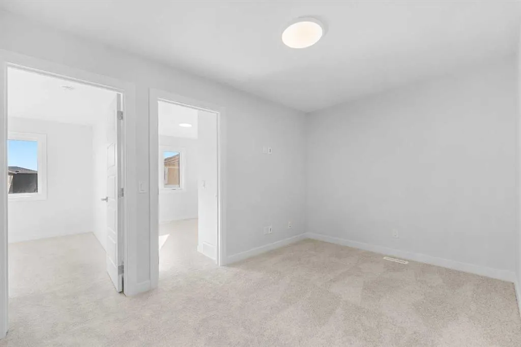 125 Ambleton Boulevard NW