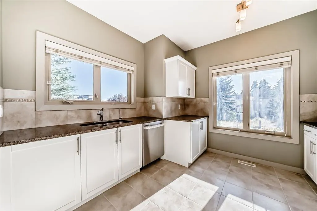 12 Cougar Ridge Landing SW