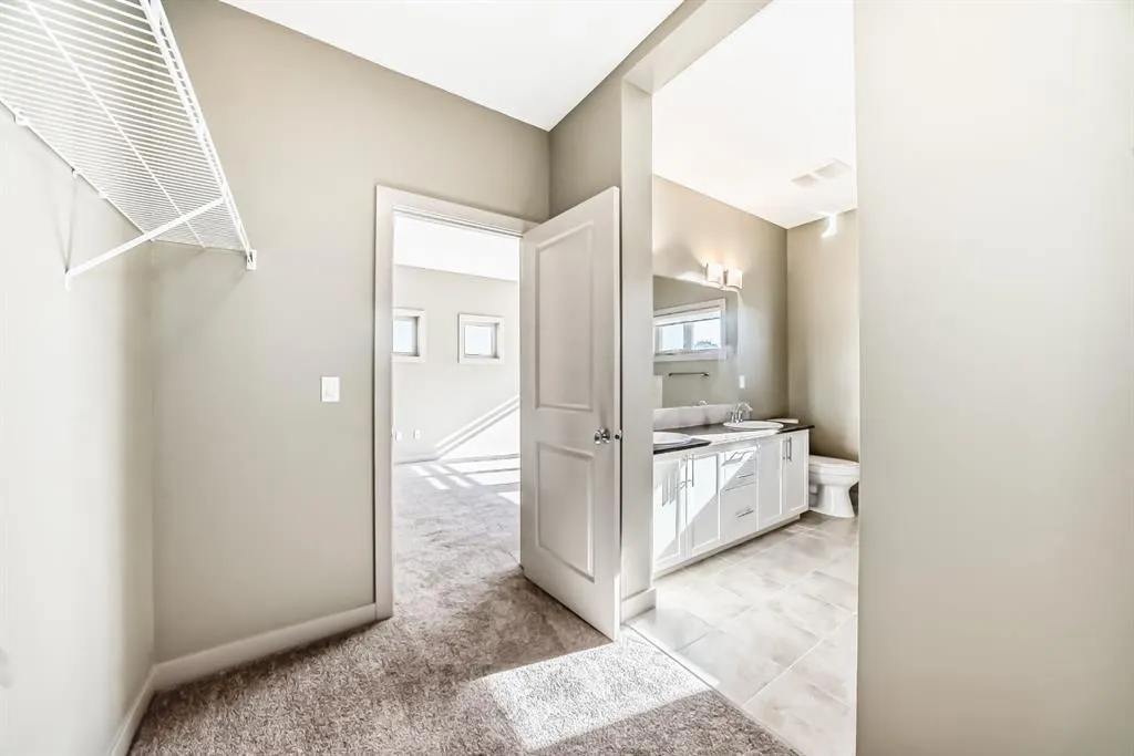 12 Cougar Ridge Landing SW