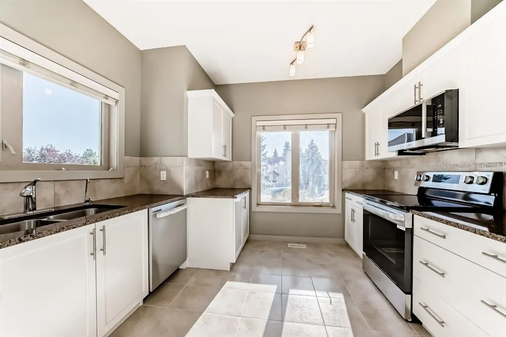 12 Cougar Ridge Landing SW