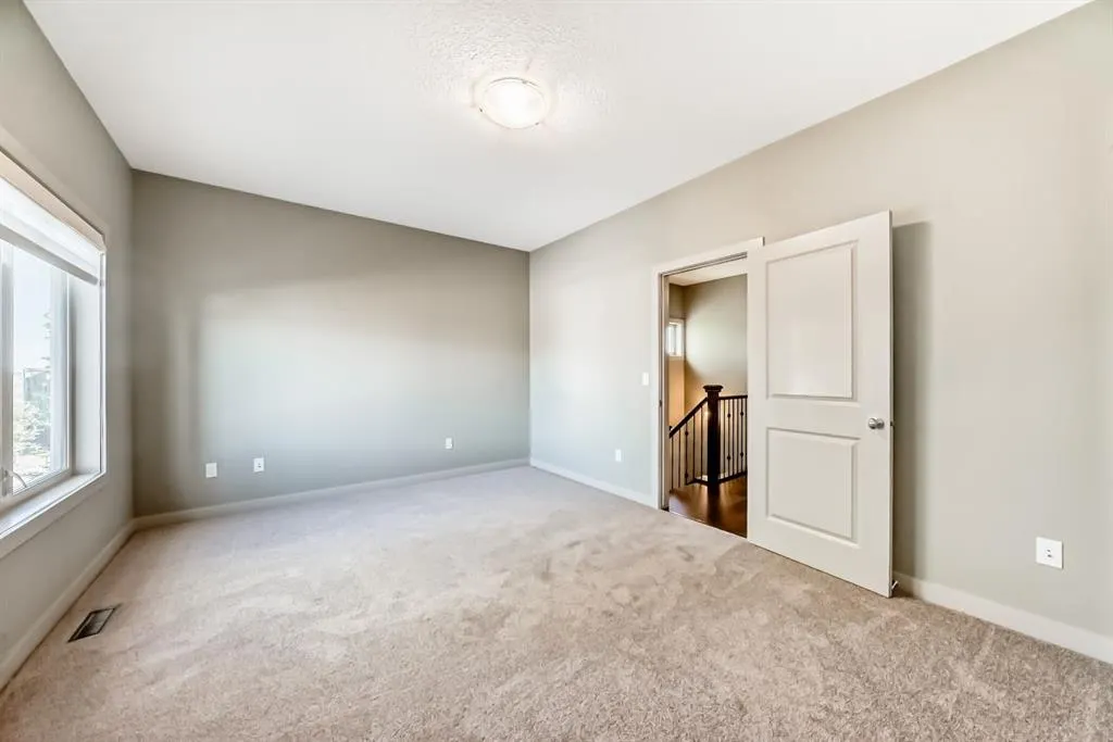 12 Cougar Ridge Landing SW