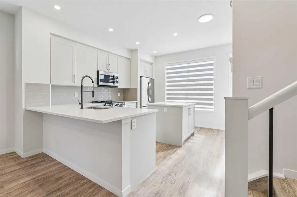 201 Magnolia Terrace SE