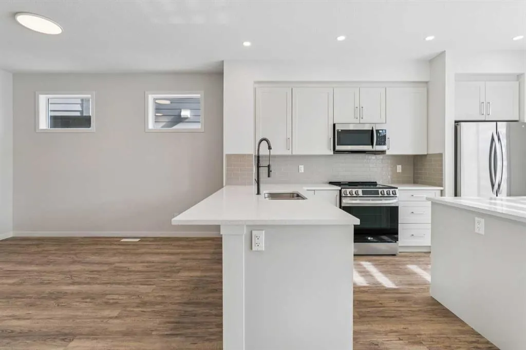 201 Magnolia Terrace SE