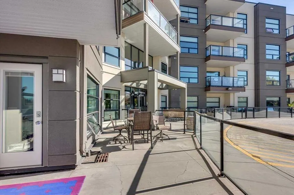 5110 36 Street, #106