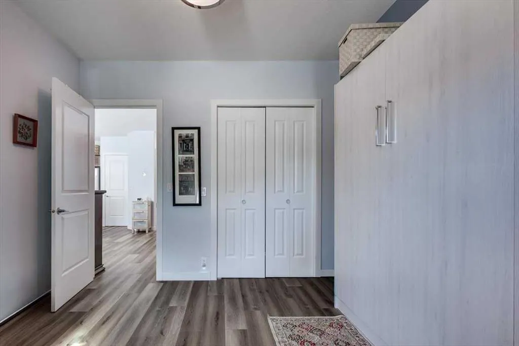 5110 36 Street, #106
