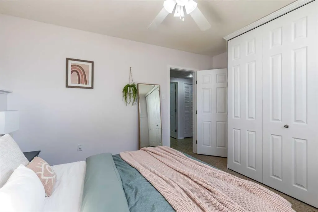 14 Rossdale Way SE