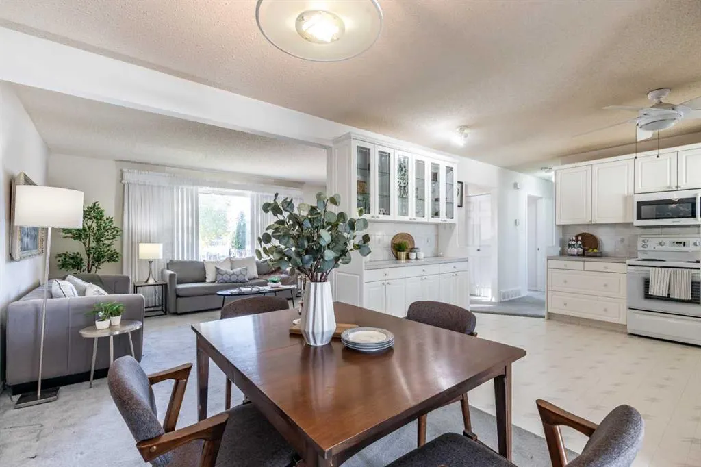 14 Rossdale Way SE