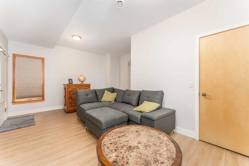 300 Eagle Terrace Road, #2