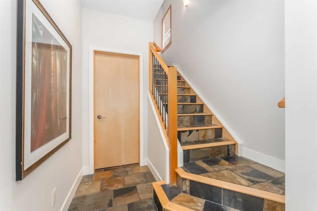 300 Eagle Terrace Road, #2