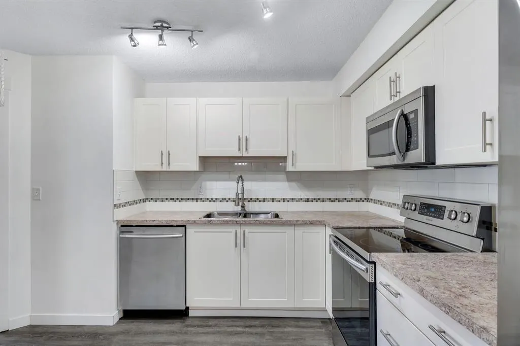 755 Copperpond Boulevard SE, #1211