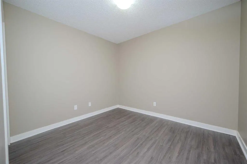 355 TARALAKE Way NE, #309